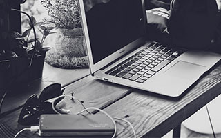 名宿称他是曼联“史上最差引援”，昔日两届MVP，如今到底怎么了