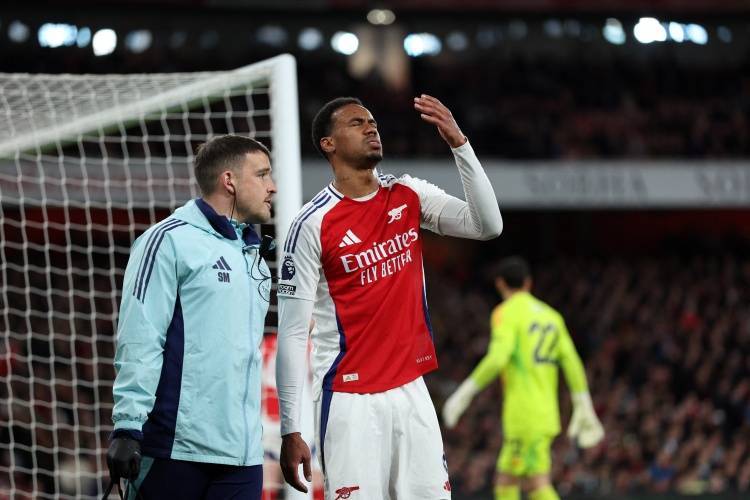 下周将战皇马！英媒：阿森纳面临防线危机 阿尔特塔阵容选择有限