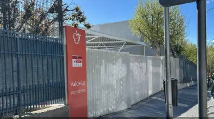 阿森纳在马德里一所学校进行训练，在场马竞球迷：加油，为了马竞